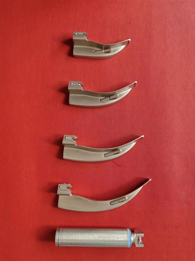 kẹp giữ xương lane 18cm