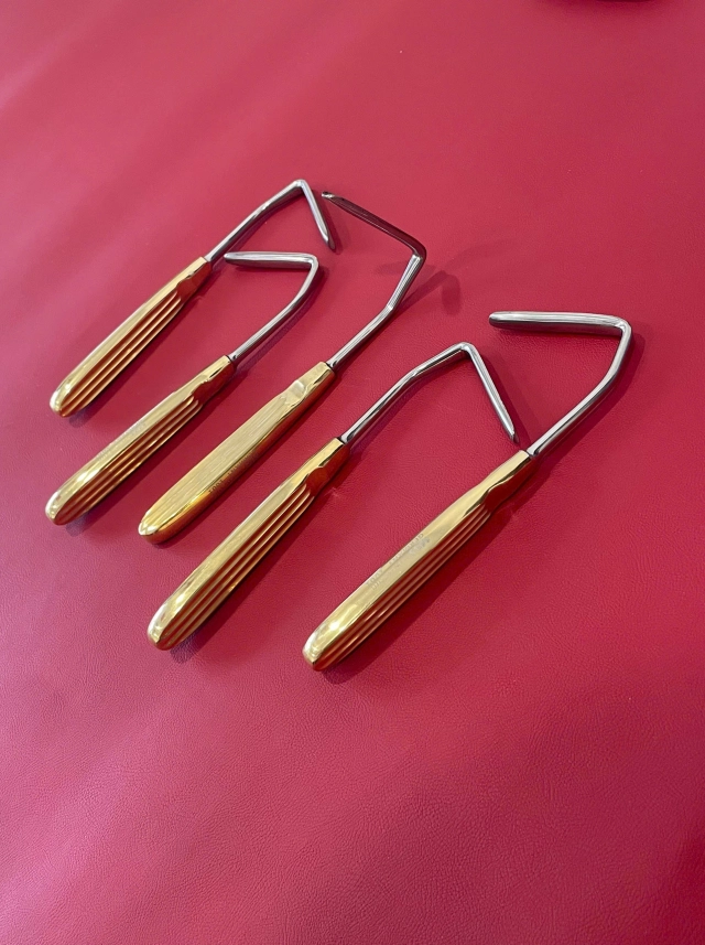 Kẹp kim 14cm, đầu cong D1.5cm R1.5mm, Kìm mang kim có Tips TC không cắn chỉ tuột chỉ