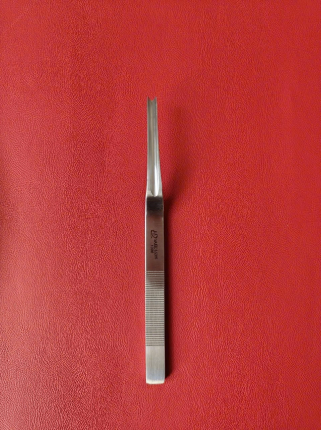 Kẹp nặn tuyến Meibomian 11.2cm, ĐẦU VUÔNG d6mm r3mm