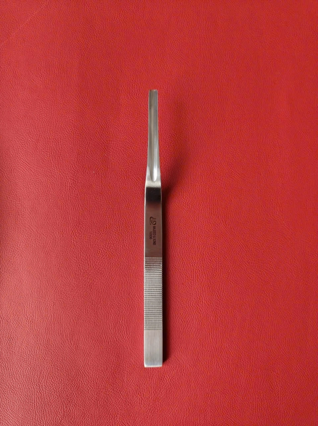 Kẹp nặn tuyến Meibomian 11.2cm, ĐẦU VUÔNG d6mm r3mm