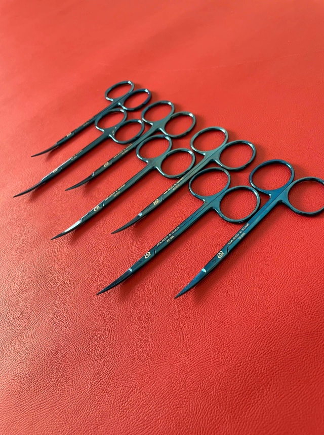 Móc đôi 15x1.5cm, móc phẫu thuật, móc vén vết mổ